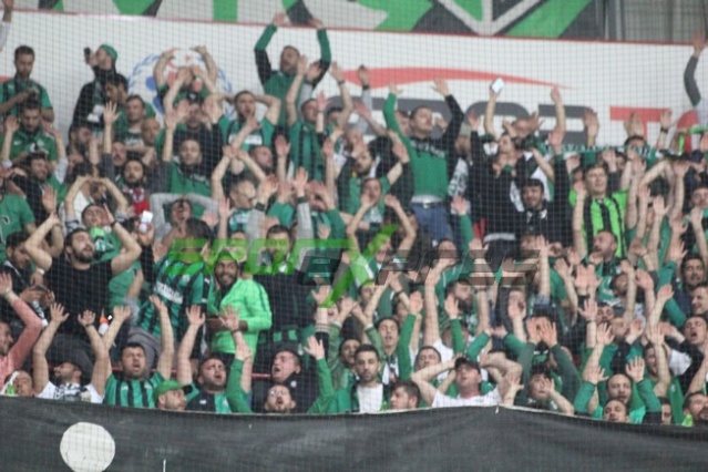 Samsunspor-Sakaryaspor maçı fotoğrafları