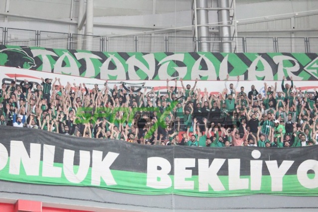 Samsunspor-Sakaryaspor maçı fotoğrafları