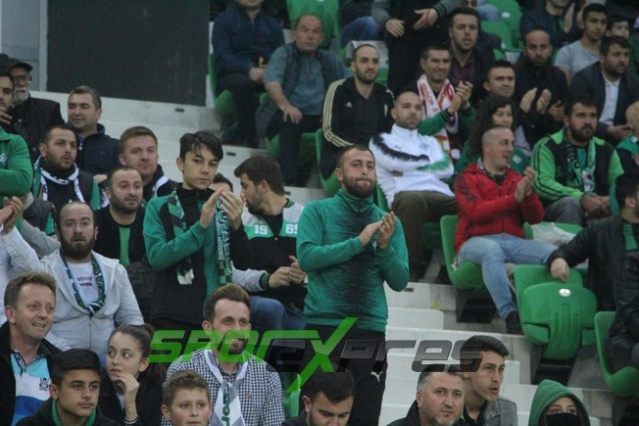 Sakaryaspor-Samsunspor maçı fotoğrafları