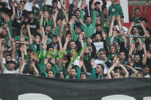 Samsunspor-Sakaryaspor maçı fotoğrafları