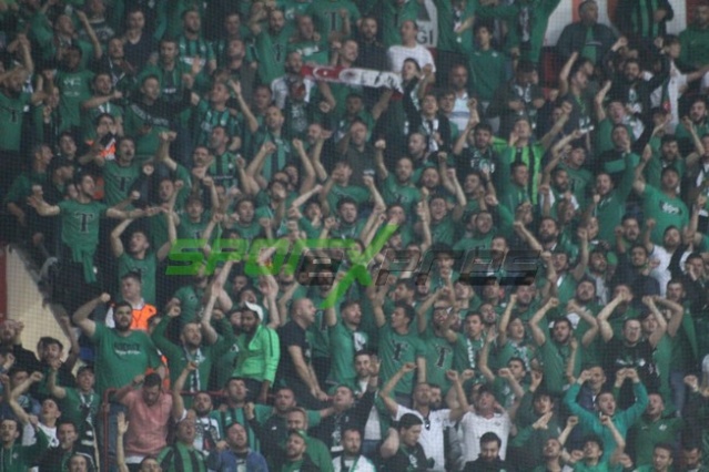 Samsunspor-Sakaryaspor maçı fotoğrafları