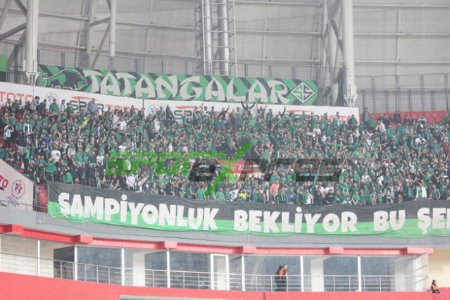 Samsunspor-Sakaryaspor maçı fotoğrafları