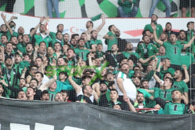 Samsunspor-Sakaryaspor maçı fotoğrafları