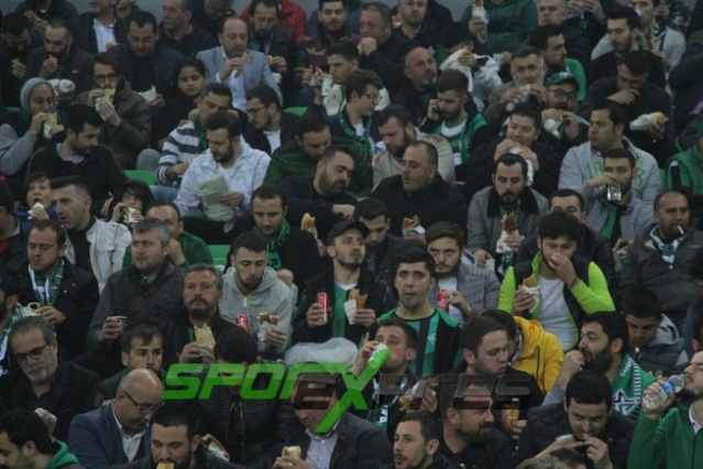 Sakaryaspor-Samsunspor maçı fotoğrafları
