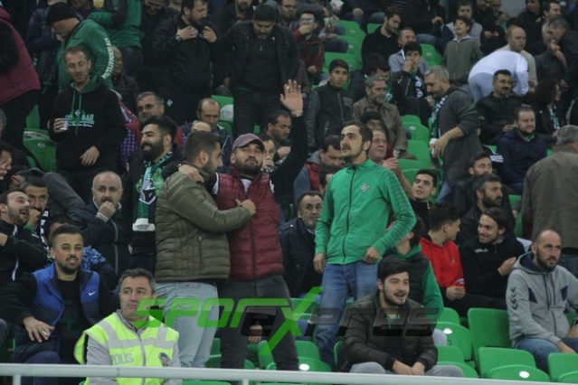 Sakaryaspor-Samsunspor maçı fotoğrafları