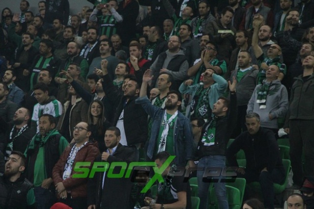 Sakaryaspor-Samsunspor maçı fotoğrafları