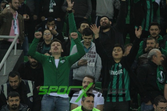 Sakaryaspor-Samsunspor maçı fotoğrafları