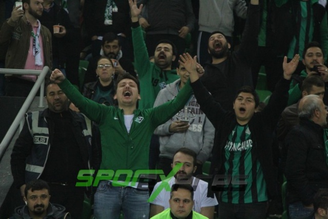 Sakaryaspor-Samsunspor maçı fotoğrafları