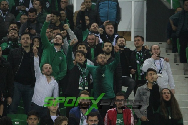 Sakaryaspor-Samsunspor maçı fotoğrafları