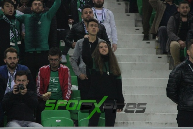 Sakaryaspor-Samsunspor maçı fotoğrafları