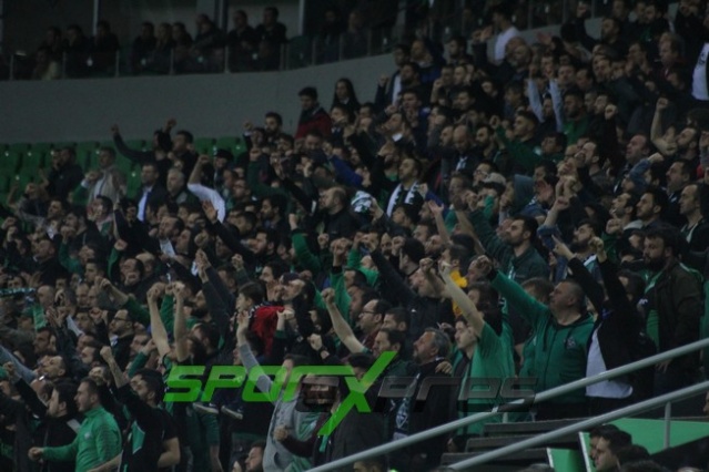 Sakaryaspor-Samsunspor maçı fotoğrafları