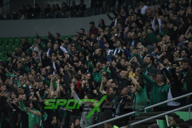 Sakaryaspor-Samsunspor maçı fotoğrafları