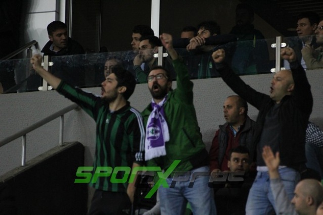 Sakaryaspor-Samsunspor maçı fotoğrafları