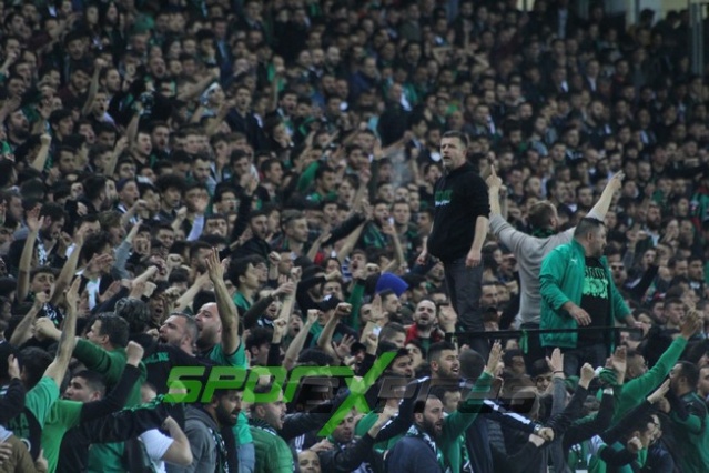 Sakaryaspor-Samsunspor maçı fotoğrafları