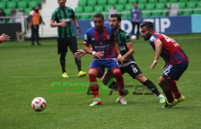 SAKARYASPOR-SİLİVRİSPOR: 2-2