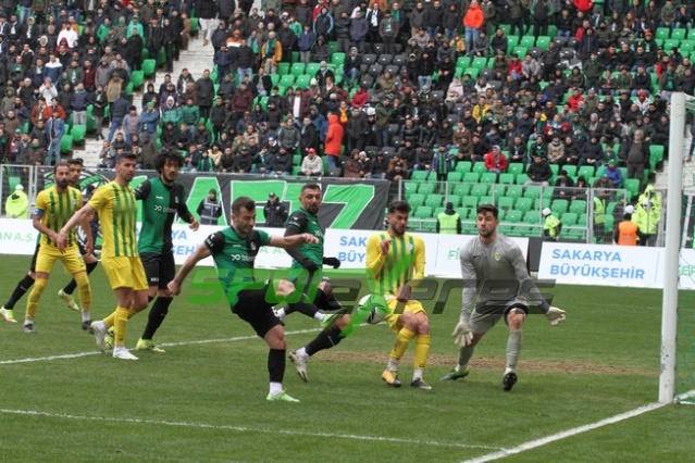 Sakaryaspor-Adıyaman maçından fotoğraflar