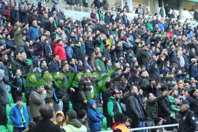 Sakaryaspor-Bandırmaspor maçı fotoğrafları