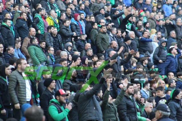 Sakaryaspor-Bandırmaspor maçı fotoğrafları