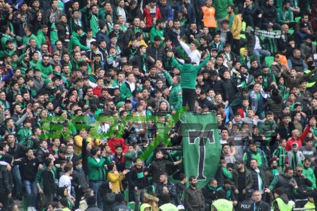 Sakaryaspor-Bandırmaspor maçı fotoğrafları