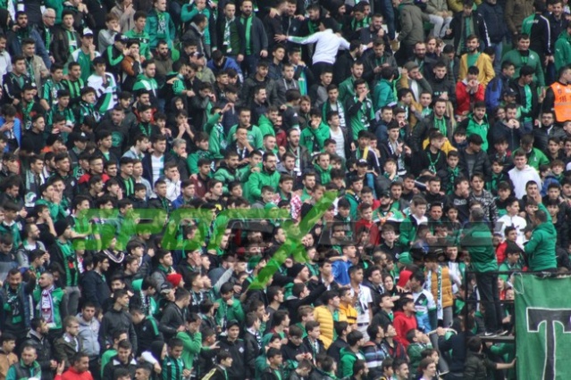 Sakaryaspor-Bandırmaspor maçı fotoğrafları