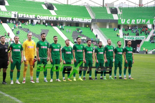 Sakaryaspor-Bayrampaşaspor maçı fotoğrafları