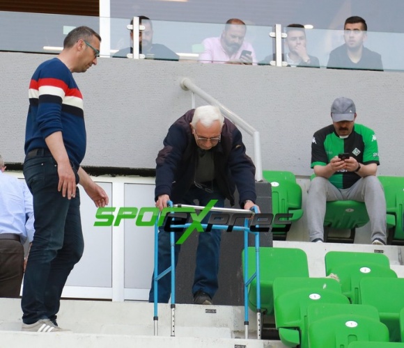 Sakaryaspor-Bayrampaşaspor maçı fotoğrafları