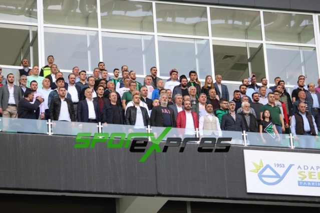 Sakaryaspor-Bayrampaşaspor maçı fotoğrafları