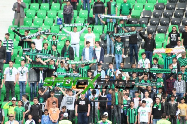 Sakaryaspor-Bayrampaşaspor maçı fotoğrafları