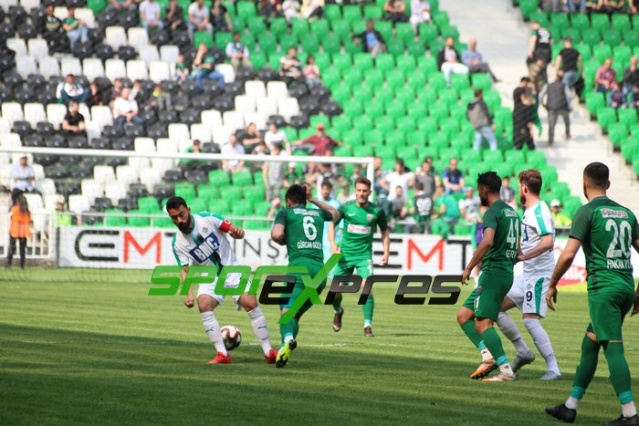 Sakaryaspor-Bayrampaşaspor maçı fotoğrafları