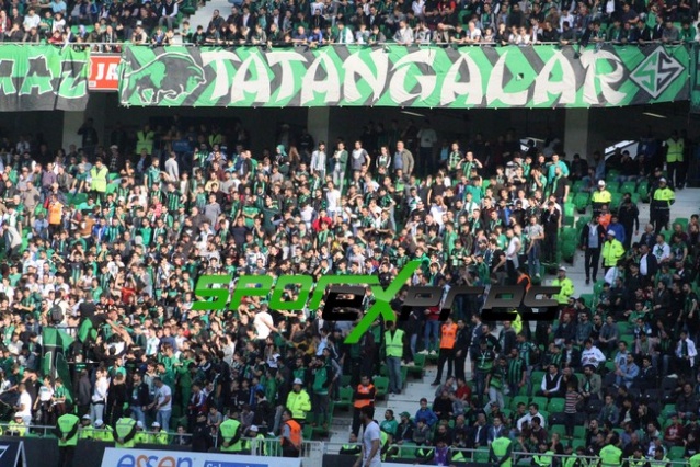 Sakaryaspor-Eyüpspor maçı fotoğrafları