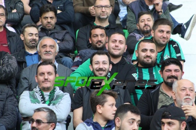 Sakaryaspor-Eyüpspor maçı fotoğrafları