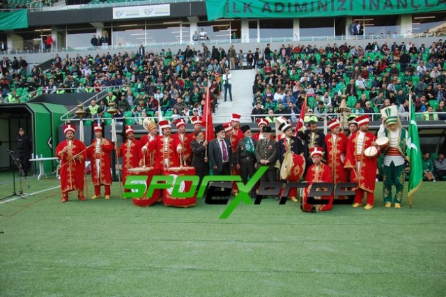 Sakaryaspor-Eyüpspor maçı fotoğrafları