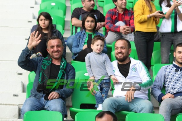 Sakaryaspor-Eyüpspor maçı fotoğraflar