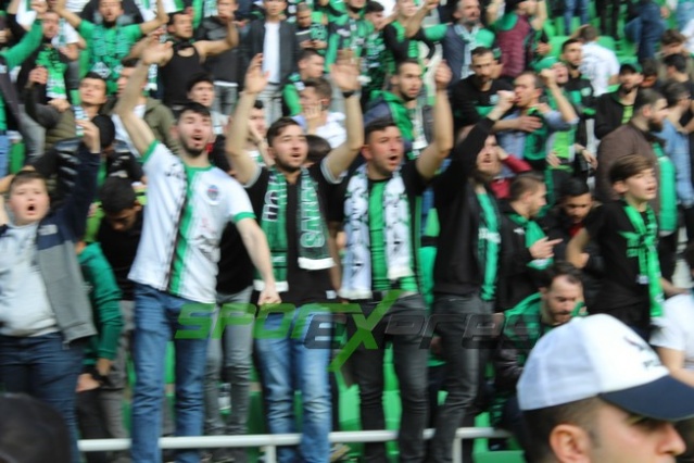 Sakaryaspor-Eyüpspor maçı fotoğraflar