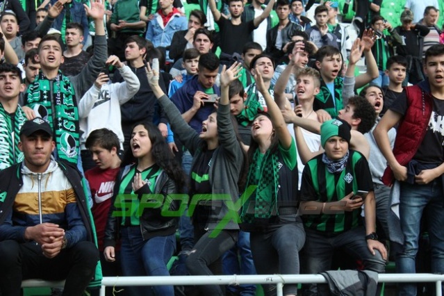 Sakaryaspor-Eyüpspor maçı fotoğraflar