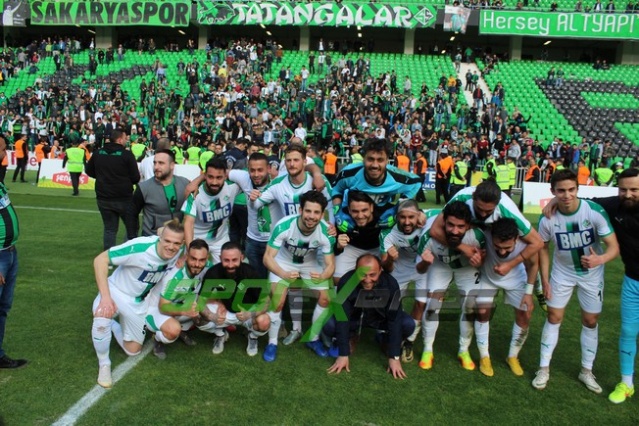 Sakaryaspor-Eyüpspor maçı fotoğraflar