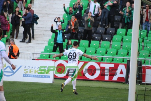 Sakaryaspor-Eyüpspor maçı fotoğraflar