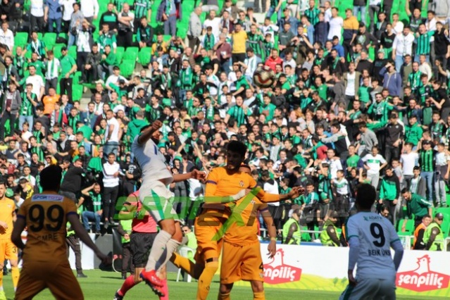 Sakaryaspor-Eyüpspor maçı fotoğraflar