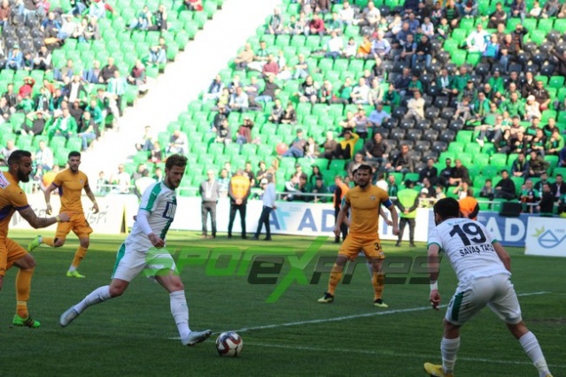 Sakaryaspor-Eyüpspor maçı fotoğraflar