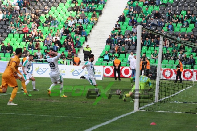 Sakaryaspor-Eyüpspor maçı fotoğraflar