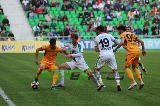 Sakaryaspor-Eyüpspor maçı fotoğraflar