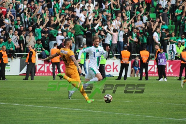 Sakaryaspor-Eyüpspor maçı fotoğraflar