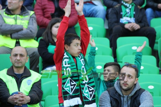 Sakaryaspor-Eyüpspor maçı fotoğraflar