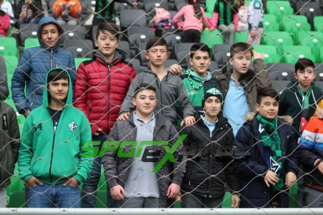 Sakaryaspor-İnegölspor maçının fotoğrafları