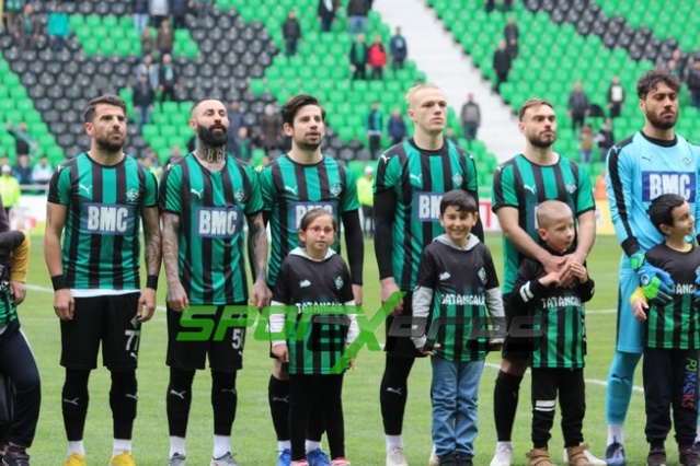 Sakaryaspor-İnegölspor maçının fotoğrafları