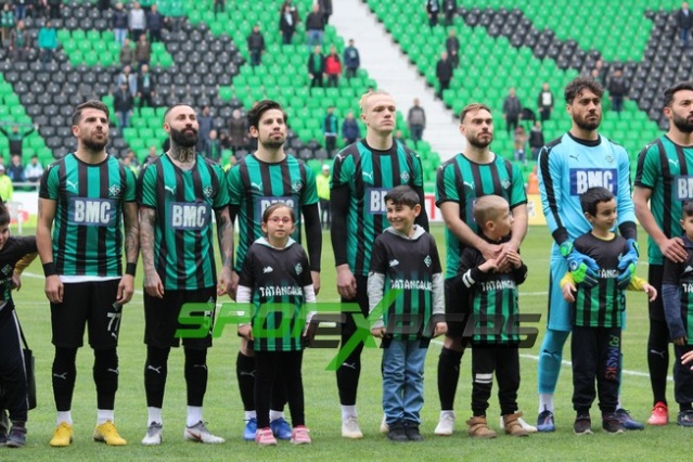 Sakaryaspor-İnegölspor maçının fotoğrafları