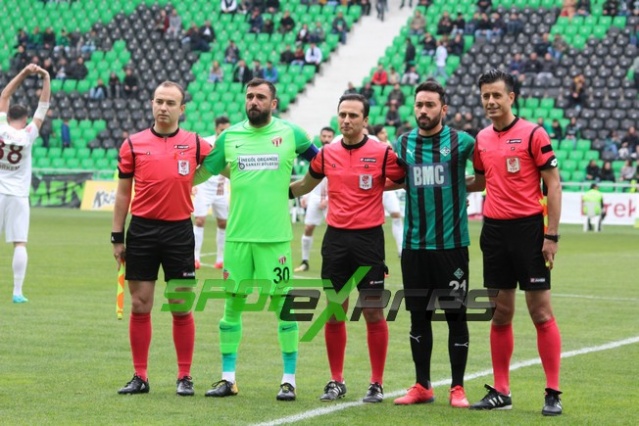 Sakaryaspor-İnegölspor maçının fotoğrafları