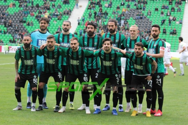 Sakaryaspor-İnegölspor maçının fotoğrafları