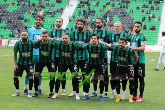 Sakaryaspor-İnegölspor maçının fotoğrafları