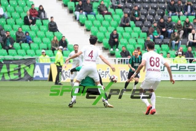 Sakaryaspor-İnegölspor maçının fotoğrafları